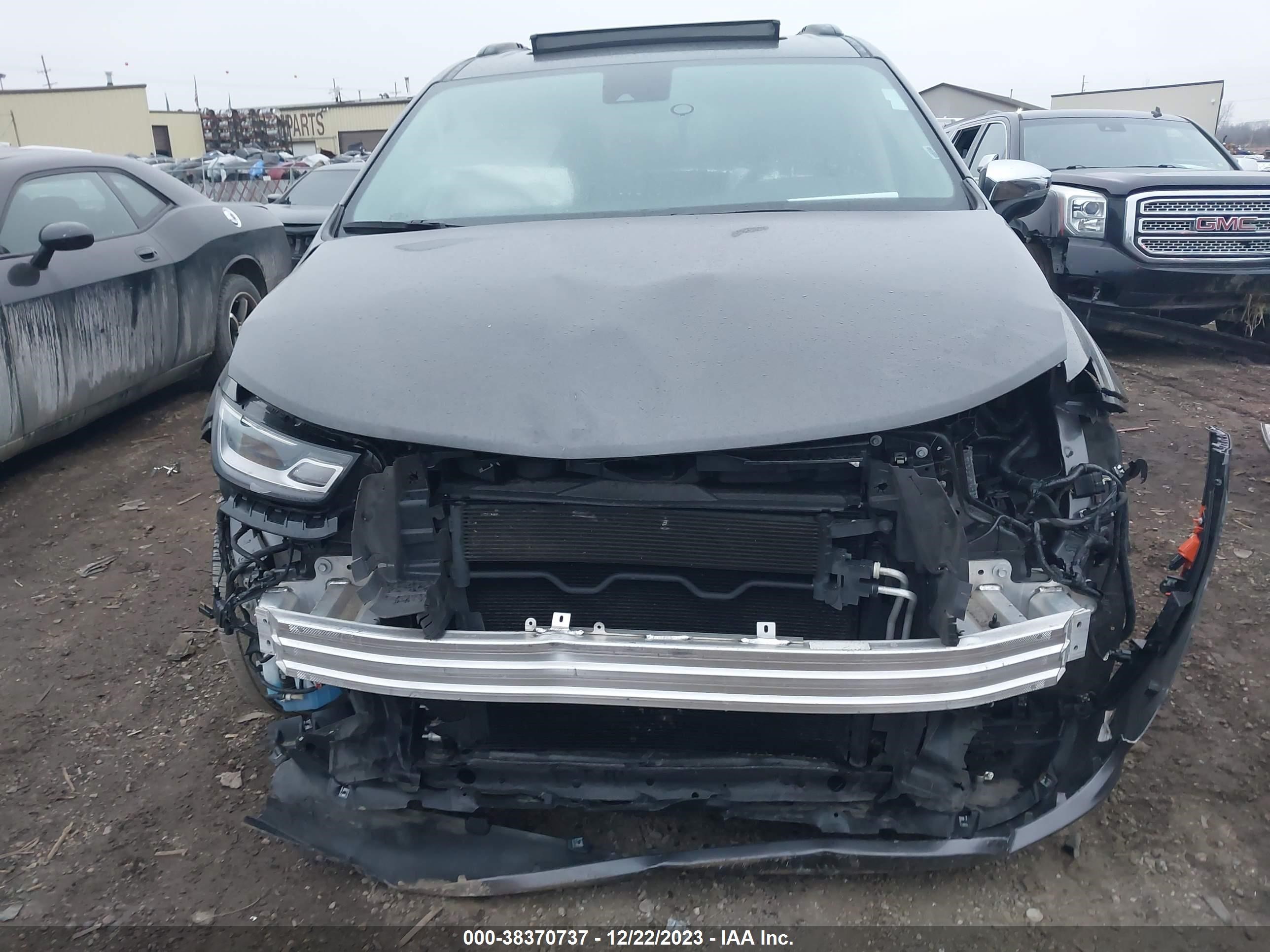 Photo 5 VIN: 2C4RC1GG3PR530390 - CHRYSLER PACIFICA 