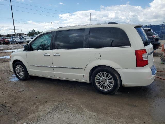 Photo 1 VIN: 2C4RC1GG4CR106386 - CHRYSLER TOWN & COU 