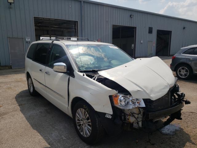 Photo 8 VIN: 2C4RC1GG4DR634592 - CHRYSLER TOWN &AMP COU 