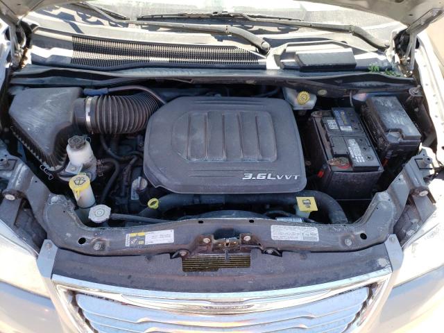 Photo 6 VIN: 2C4RC1GG4DR692685 - CHRYSLER TOWN & COU 