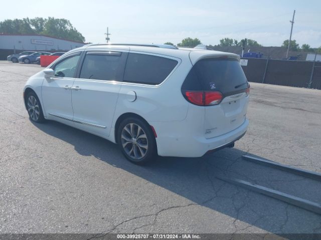 Photo 2 VIN: 2C4RC1GG4HR597744 - CHRYSLER PACIFICA 