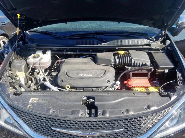 Photo 6 VIN: 2C4RC1GG4HR706008 - CHRYSLER PACIFICA L 