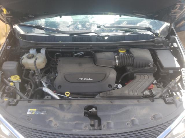 Photo 6 VIN: 2C4RC1GG4HR751708 - CHRYSLER PACIFICA L 