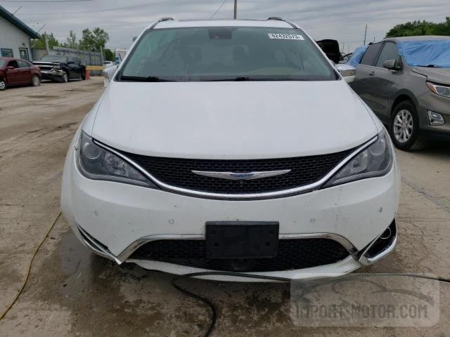 Photo 4 VIN: 2C4RC1GG4HR841666 - CHRYSLER PACIFICA 