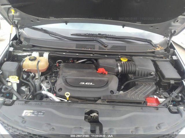 Photo 9 VIN: 2C4RC1GG4JR246001 - CHRYSLER PACIFICA 