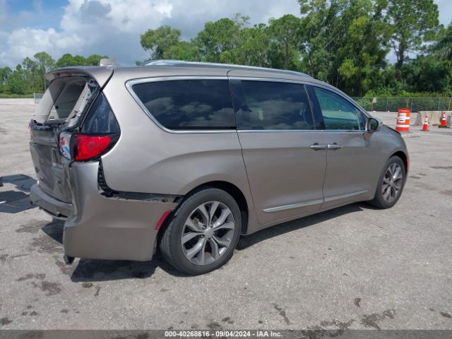 Photo 3 VIN: 2C4RC1GG4JR247651 - CHRYSLER PACIFICA 