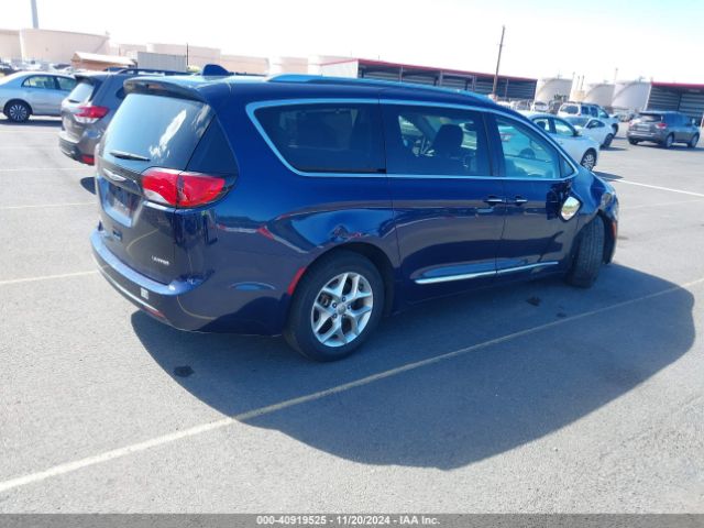 Photo 3 VIN: 2C4RC1GG4LR114519 - CHRYSLER PACIFICA 