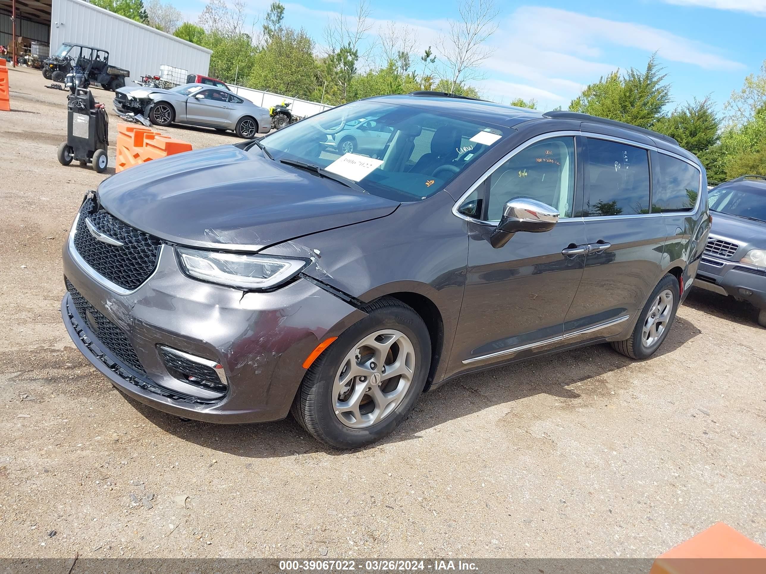 Photo 1 VIN: 2C4RC1GG4PR551605 - CHRYSLER PACIFICA 