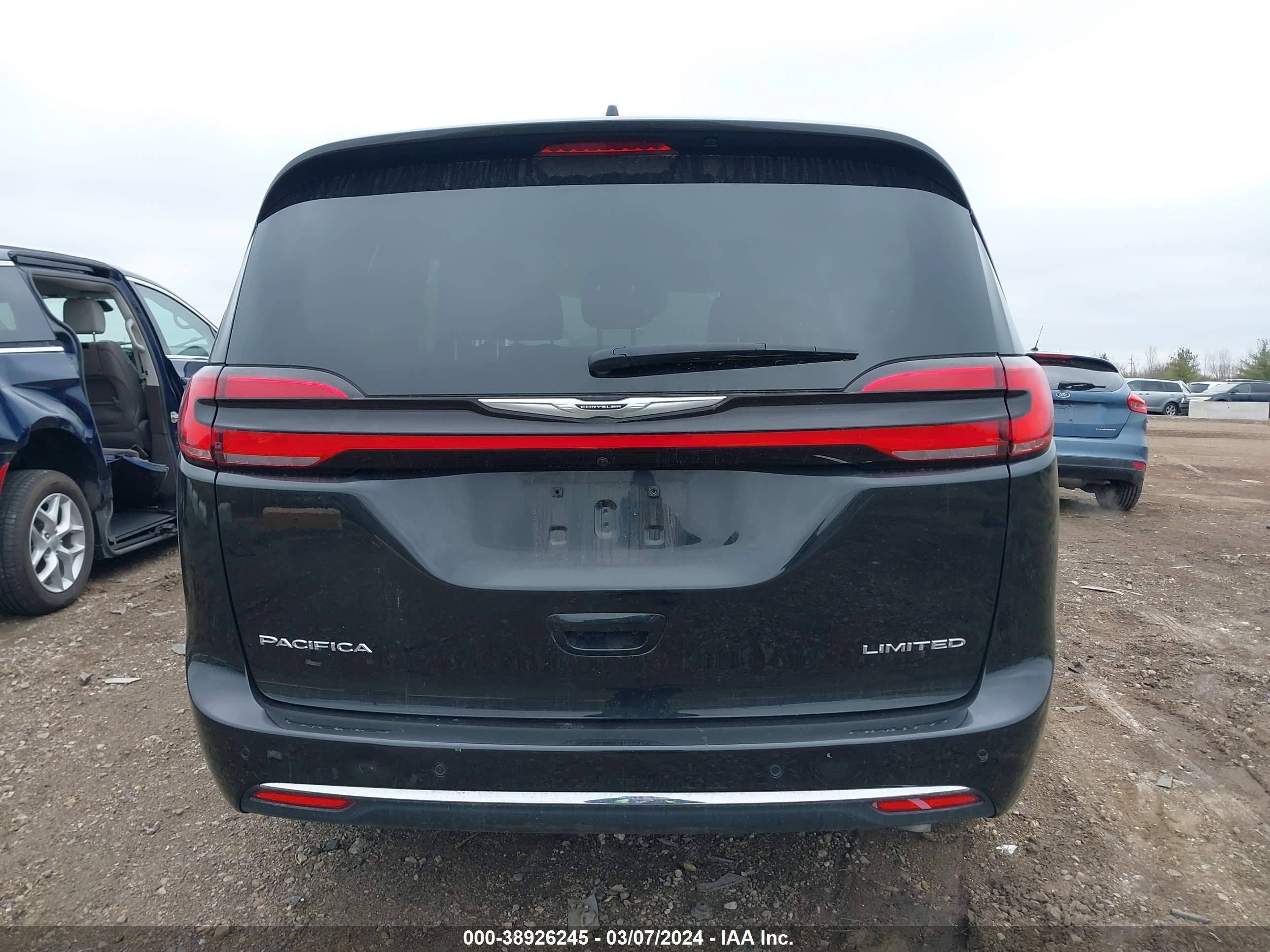 Photo 15 VIN: 2C4RC1GG4PR552379 - CHRYSLER PACIFICA 