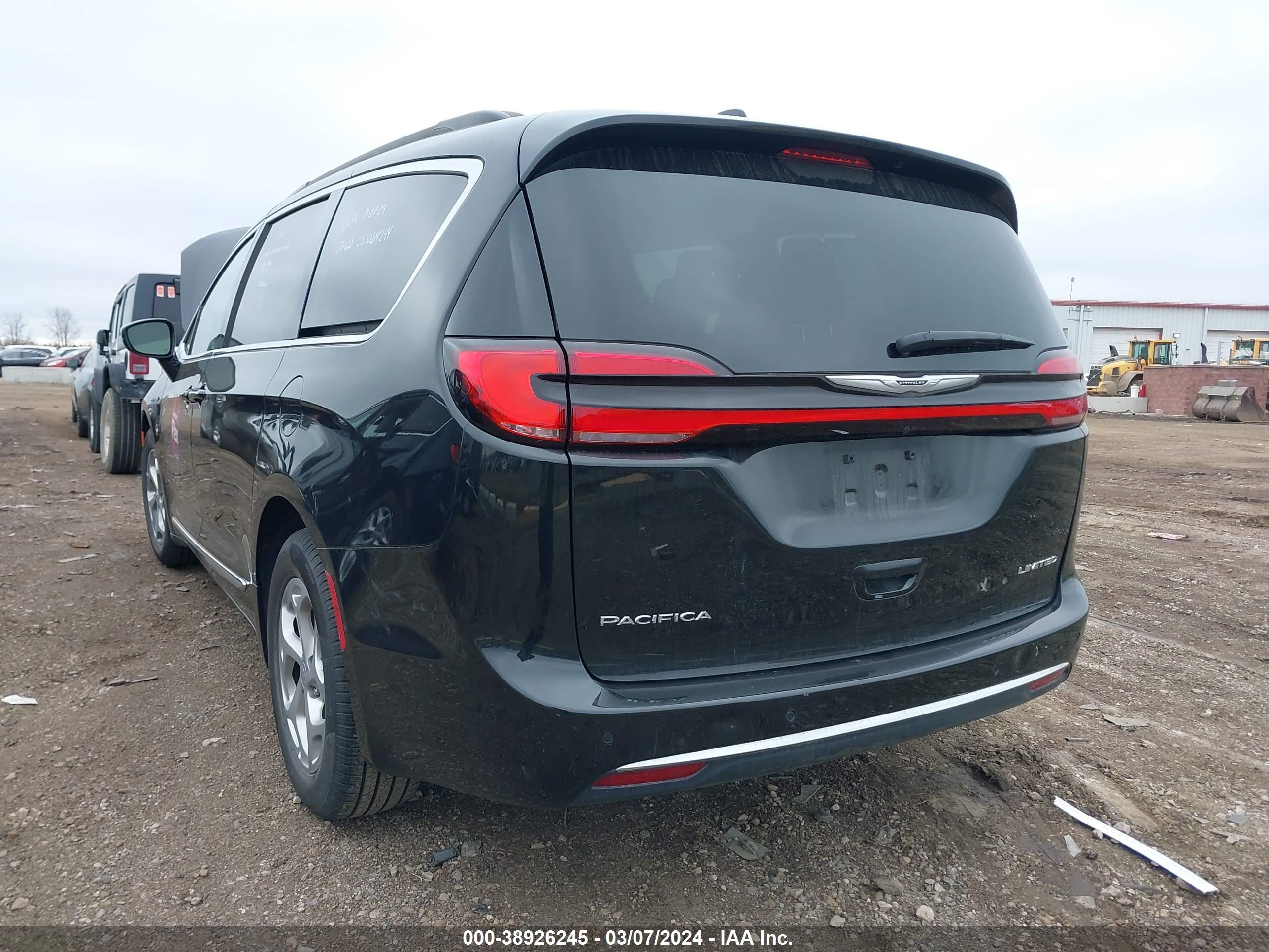 Photo 2 VIN: 2C4RC1GG4PR552379 - CHRYSLER PACIFICA 