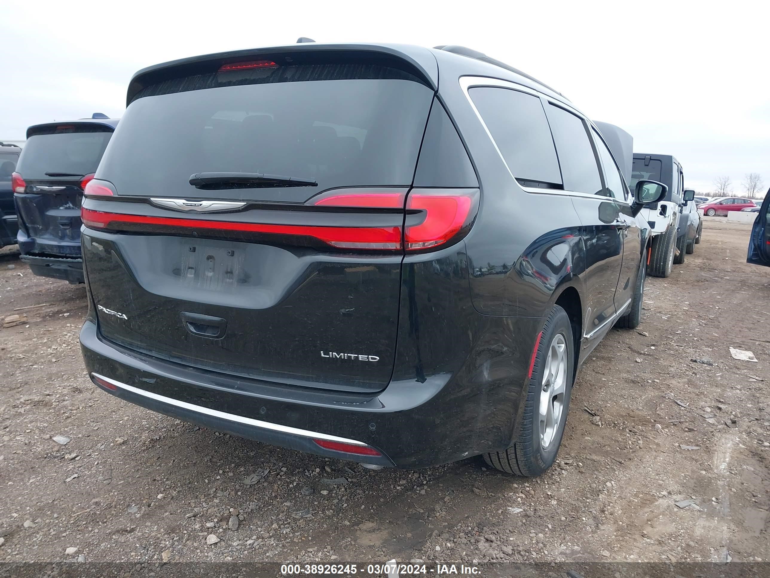 Photo 3 VIN: 2C4RC1GG4PR552379 - CHRYSLER PACIFICA 