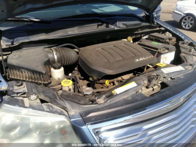 Photo 9 VIN: 2C4RC1GG5CR106090 - CHRYSLER TOWN & COUNTRY 