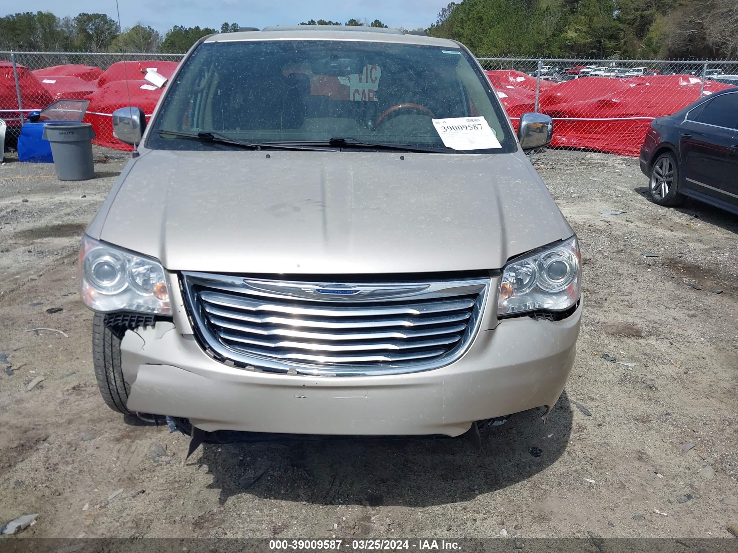 Photo 11 VIN: 2C4RC1GG5DR509407 - CHRYSLER TOWN & COUNTRY 