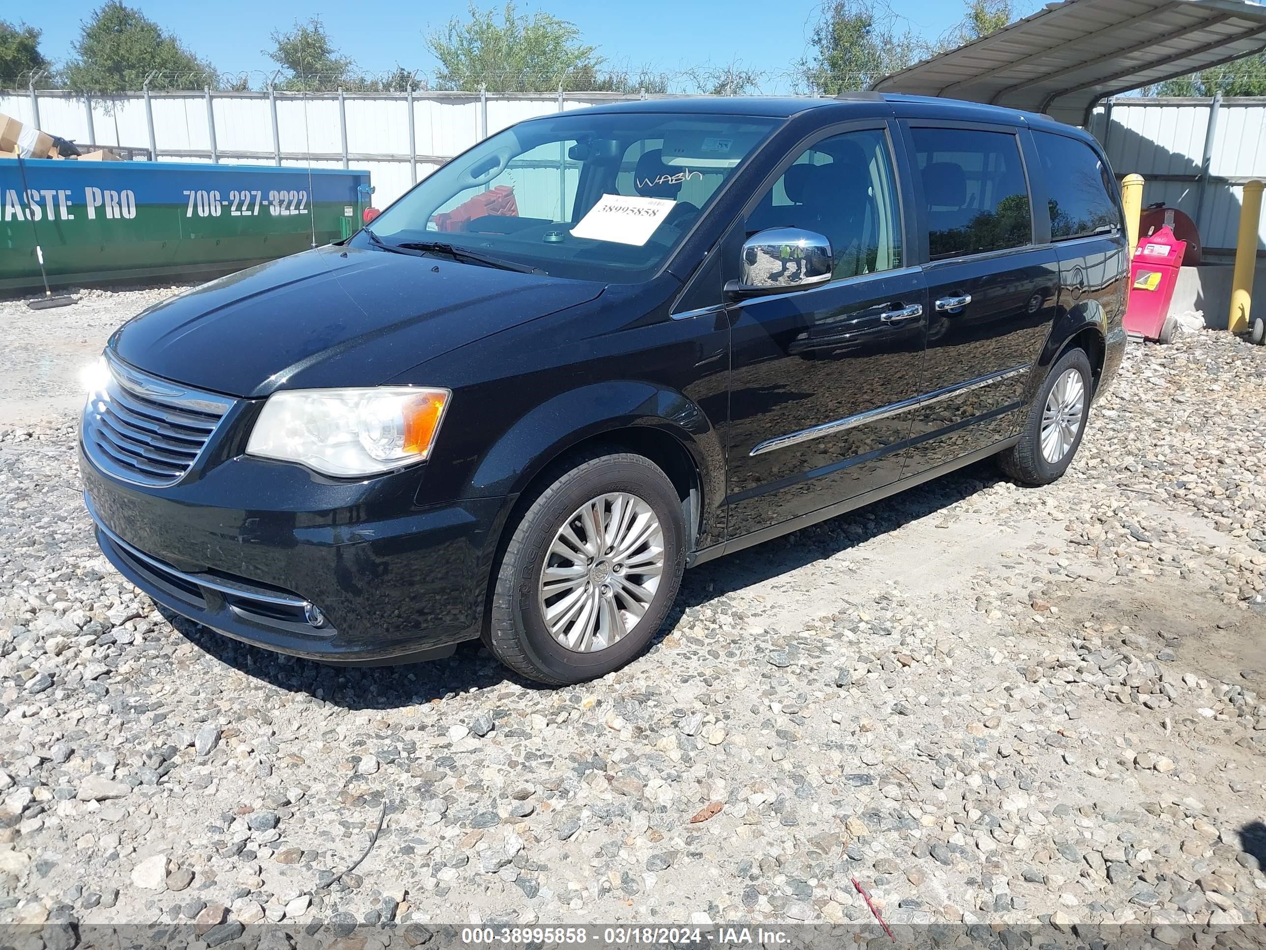 Photo 1 VIN: 2C4RC1GG5FR506316 - CHRYSLER TOWN & COUNTRY 