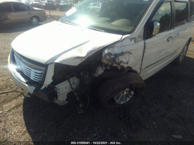 Photo 5 VIN: 2C4RC1GG5FR532849 - CHRYSLER TOWN & COUNTRY 