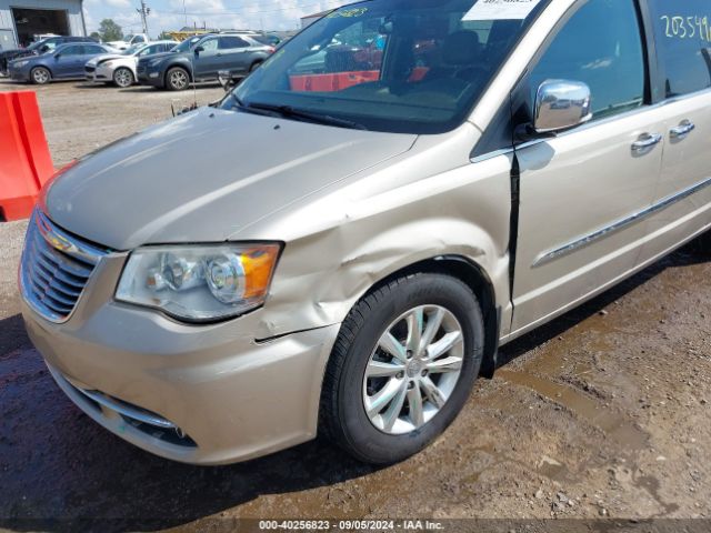 Photo 5 VIN: 2C4RC1GG5FR627797 - CHRYSLER TOWN AND COUNTRY 