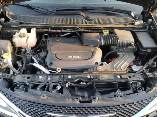 Photo 6 VIN: 2C4RC1GG5JR106572 - CHRYSLER PACIFICA L 