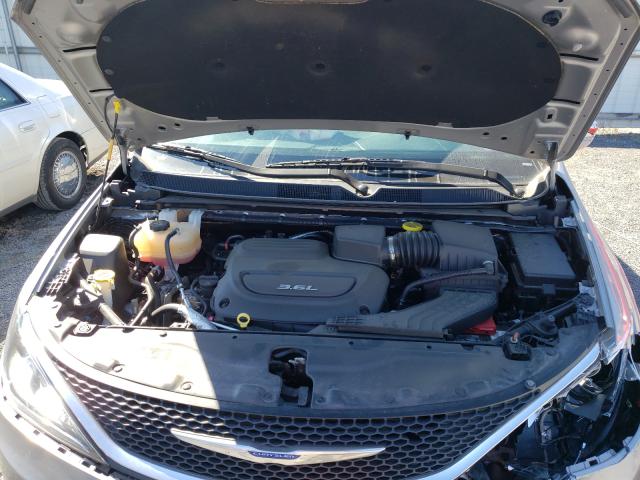 Photo 6 VIN: 2C4RC1GG5JR272283 - CHRYSLER PACIFICA L 