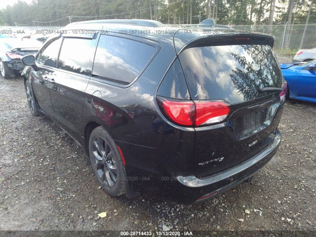 Photo 2 VIN: 2C4RC1GG5JR272655 - CHRYSLER PACIFICA 