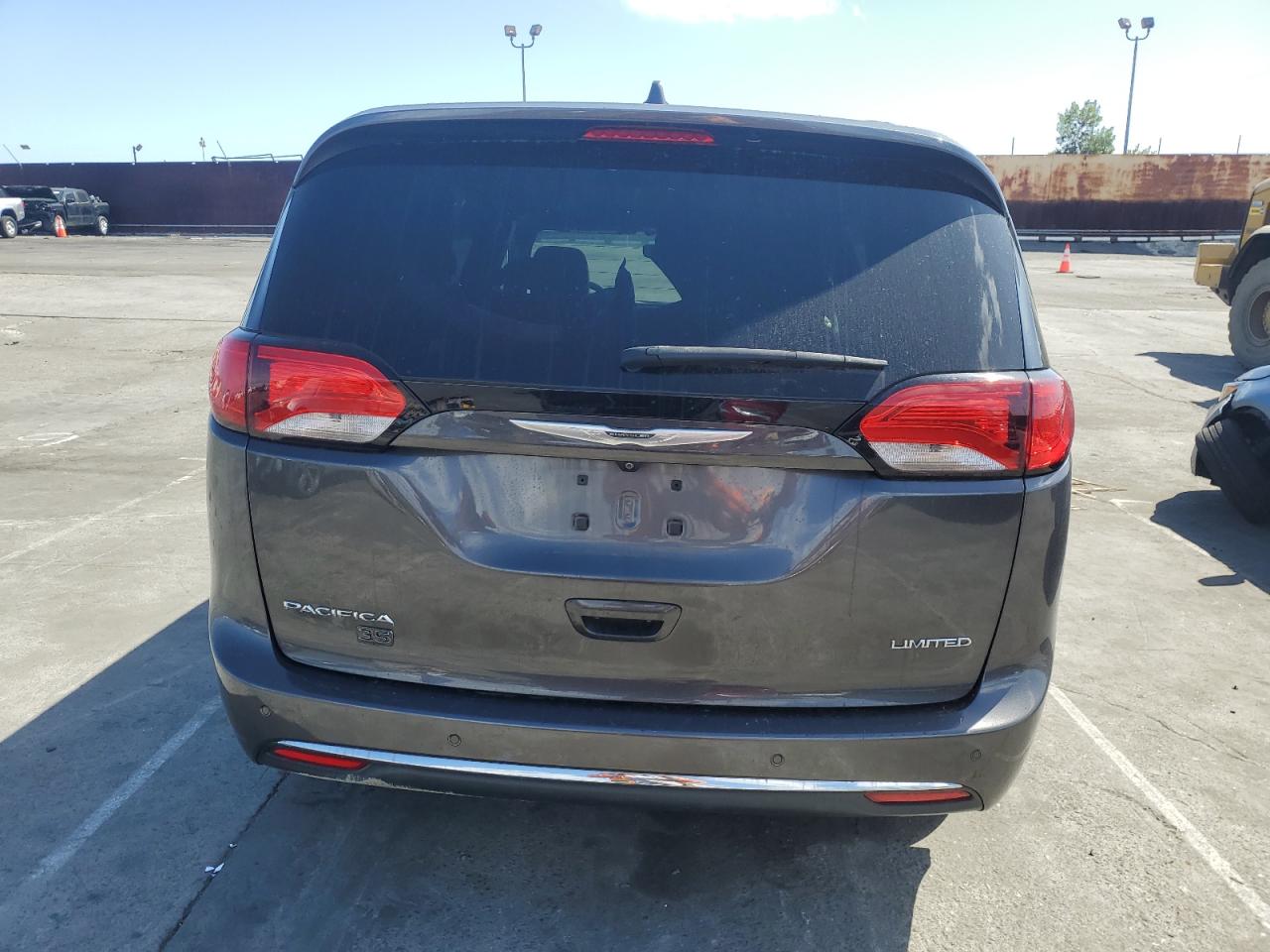 Photo 5 VIN: 2C4RC1GG5LR101553 - CHRYSLER PACIFICA 