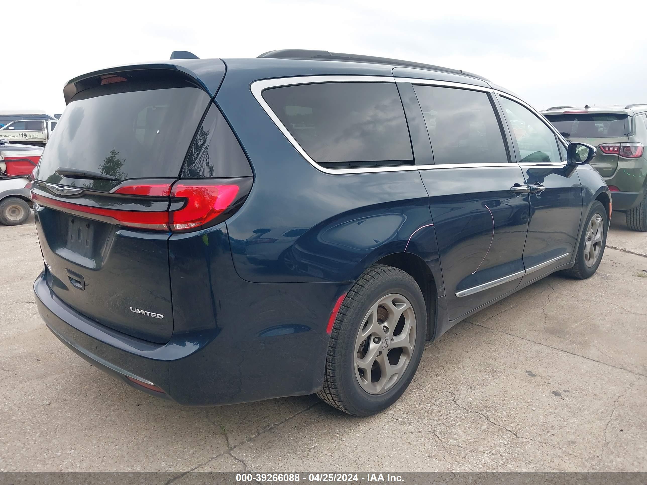 Photo 3 VIN: 2C4RC1GG5NR158435 - CHRYSLER PACIFICA 