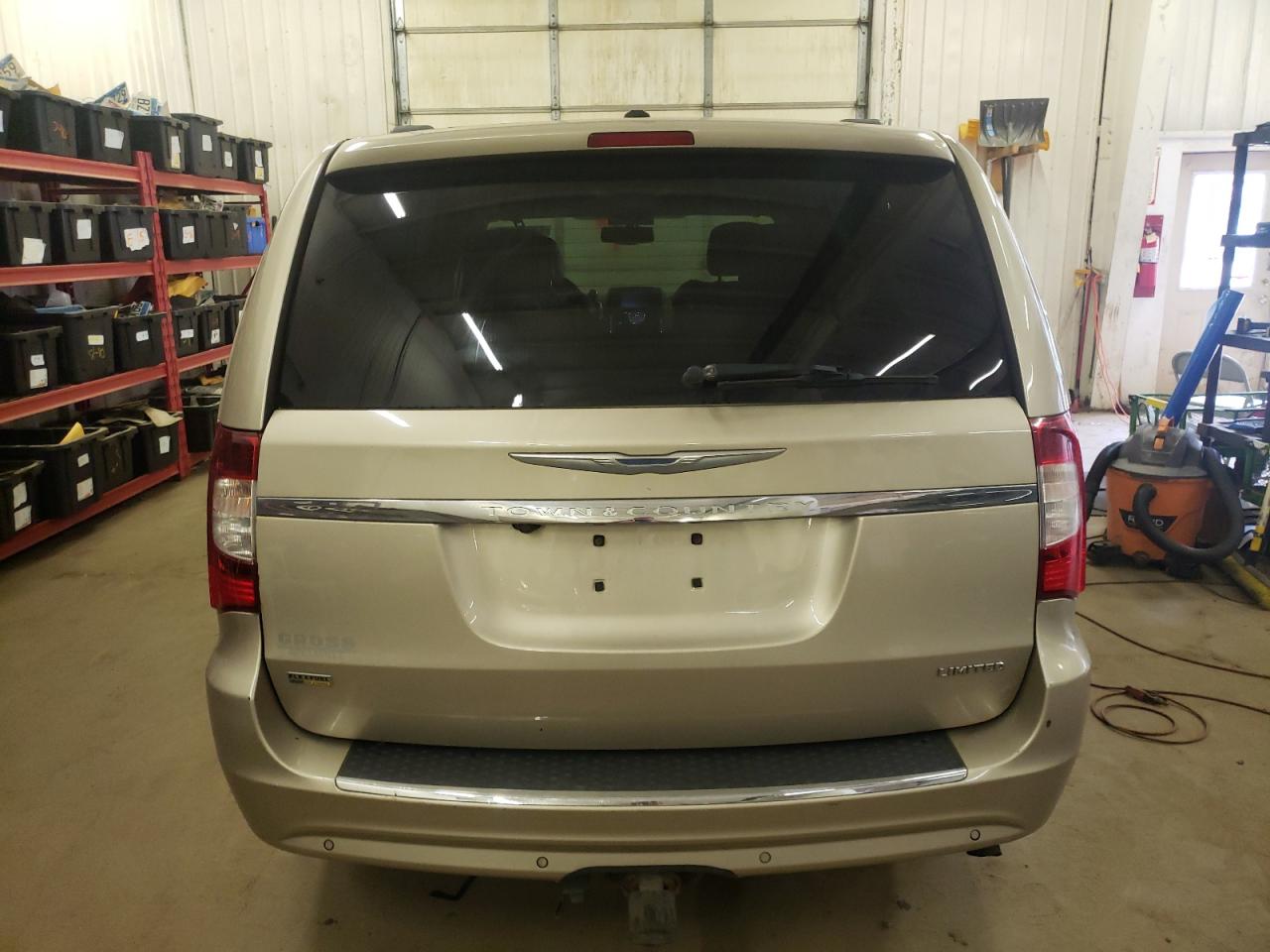 Photo 5 VIN: 2C4RC1GG6DR632939 - CHRYSLER TOWN & COUNTRY 