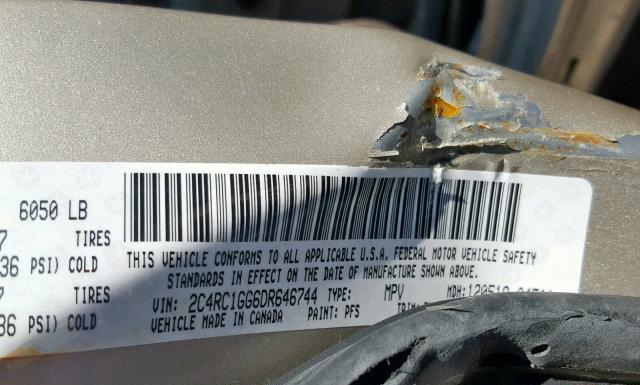 Photo 9 VIN: 2C4RC1GG6DR646744 - CHRYSLER TOWN AND COUNTRY 