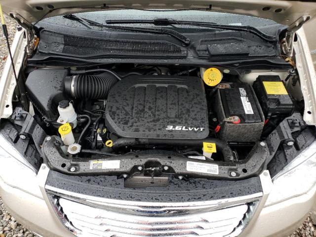 Photo 11 VIN: 2C4RC1GG6FR699480 - CHRYSLER TOWN & COU 