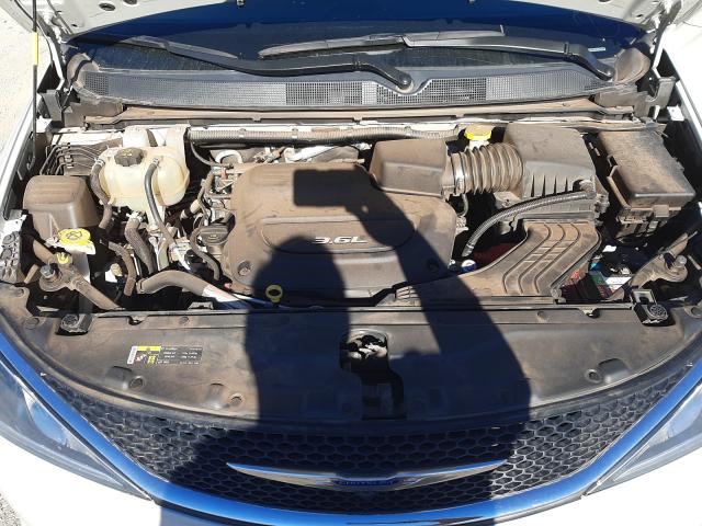 Photo 6 VIN: 2C4RC1GG6HR570223 - CHRYSLER PACIFICA L 