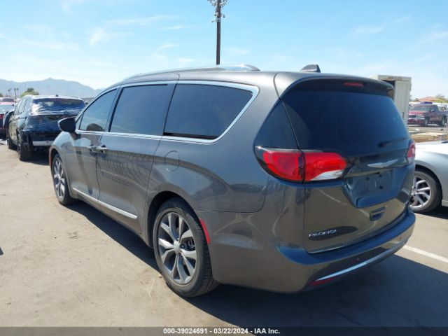 Photo 2 VIN: 2C4RC1GG6HR787996 - CHRYSLER PACIFICA 