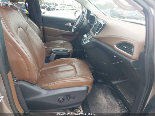 Photo 4 VIN: 2C4RC1GG6HR854788 - CHRYSLER PACIFICA 