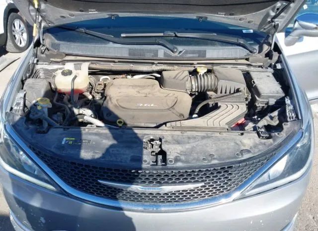 Photo 9 VIN: 2C4RC1GG6JR141184 - CHRYSLER PACIFICA 