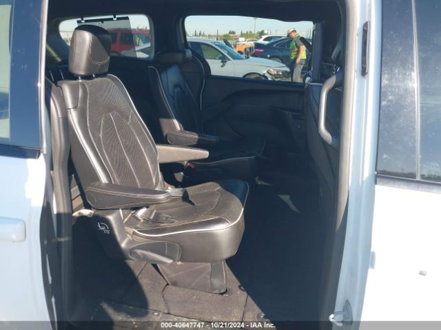 Photo 7 VIN: 2C4RC1GG6JR358170 - CHRYSLER PACIFICA 