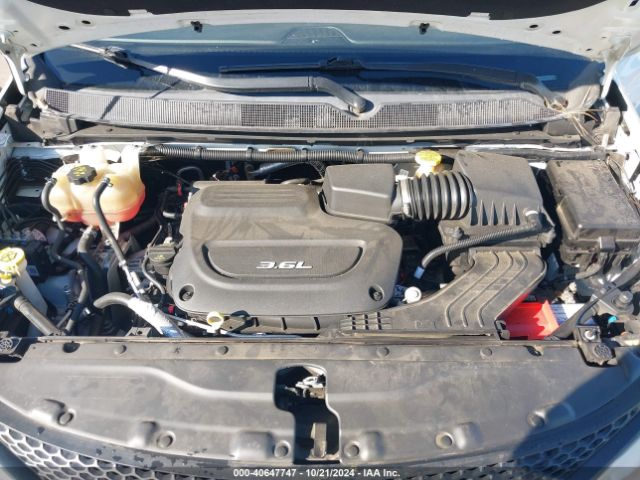 Photo 9 VIN: 2C4RC1GG6JR358170 - CHRYSLER PACIFICA 