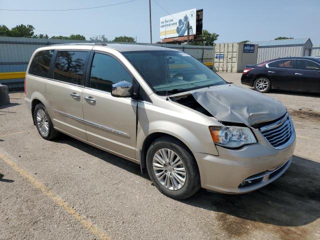 Photo 3 VIN: 2C4RC1GG7CR246433 - CHRYSLER TOWN & COU 