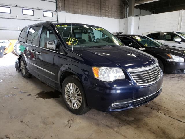 Photo 0 VIN: 2C4RC1GG7FR554996 - CHRYSLER TOWN &AMP COU 