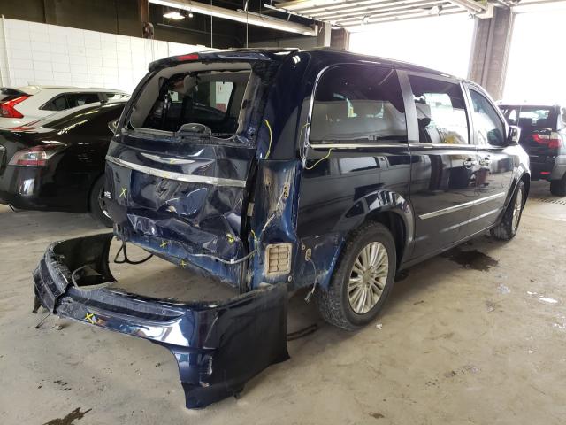 Photo 3 VIN: 2C4RC1GG7FR554996 - CHRYSLER TOWN &AMP COU 