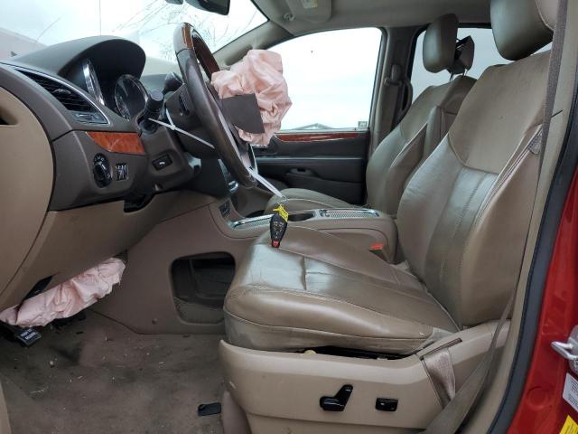 Photo 6 VIN: 2C4RC1GG7FR573659 - CHRYSLER TOWN & COU 