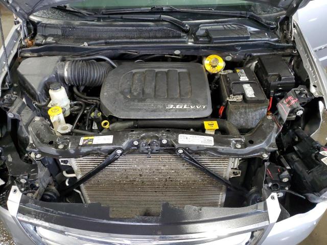 Photo 11 VIN: 2C4RC1GG7GR221795 - CHRYSLER TOWN & COU 