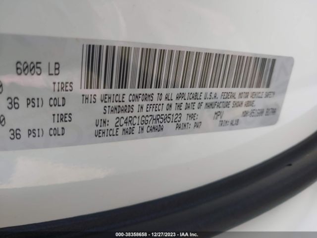 Photo 8 VIN: 2C4RC1GG7HR505123 - CHRYSLER PACIFICA 