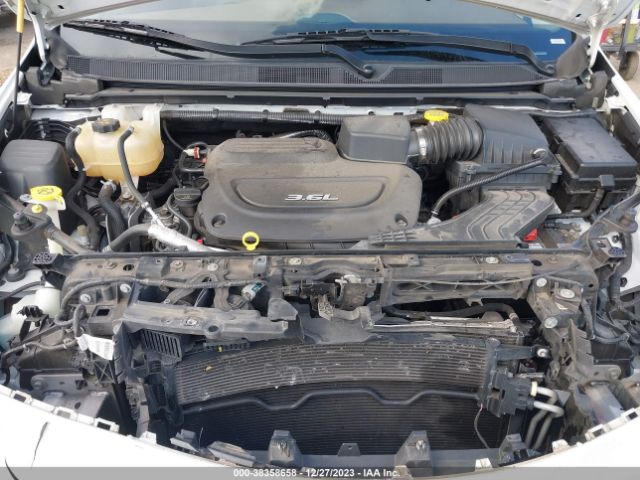 Photo 9 VIN: 2C4RC1GG7HR505123 - CHRYSLER PACIFICA 