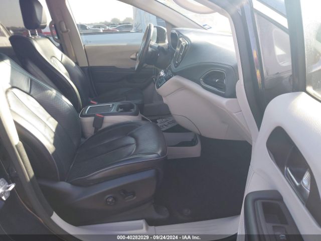 Photo 4 VIN: 2C4RC1GG7KR589063 - CHRYSLER PACIFICA 