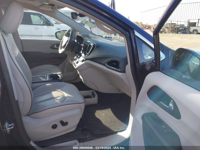 Photo 4 VIN: 2C4RC1GG7LR128463 - CHRYSLER PACIFICA 