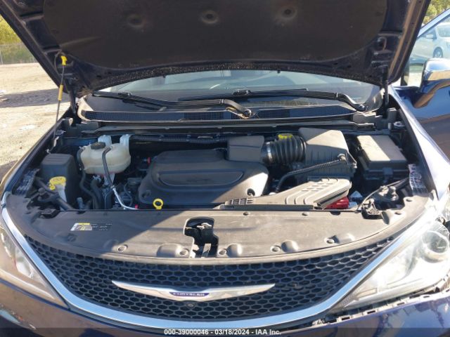 Photo 9 VIN: 2C4RC1GG7LR128463 - CHRYSLER PACIFICA 