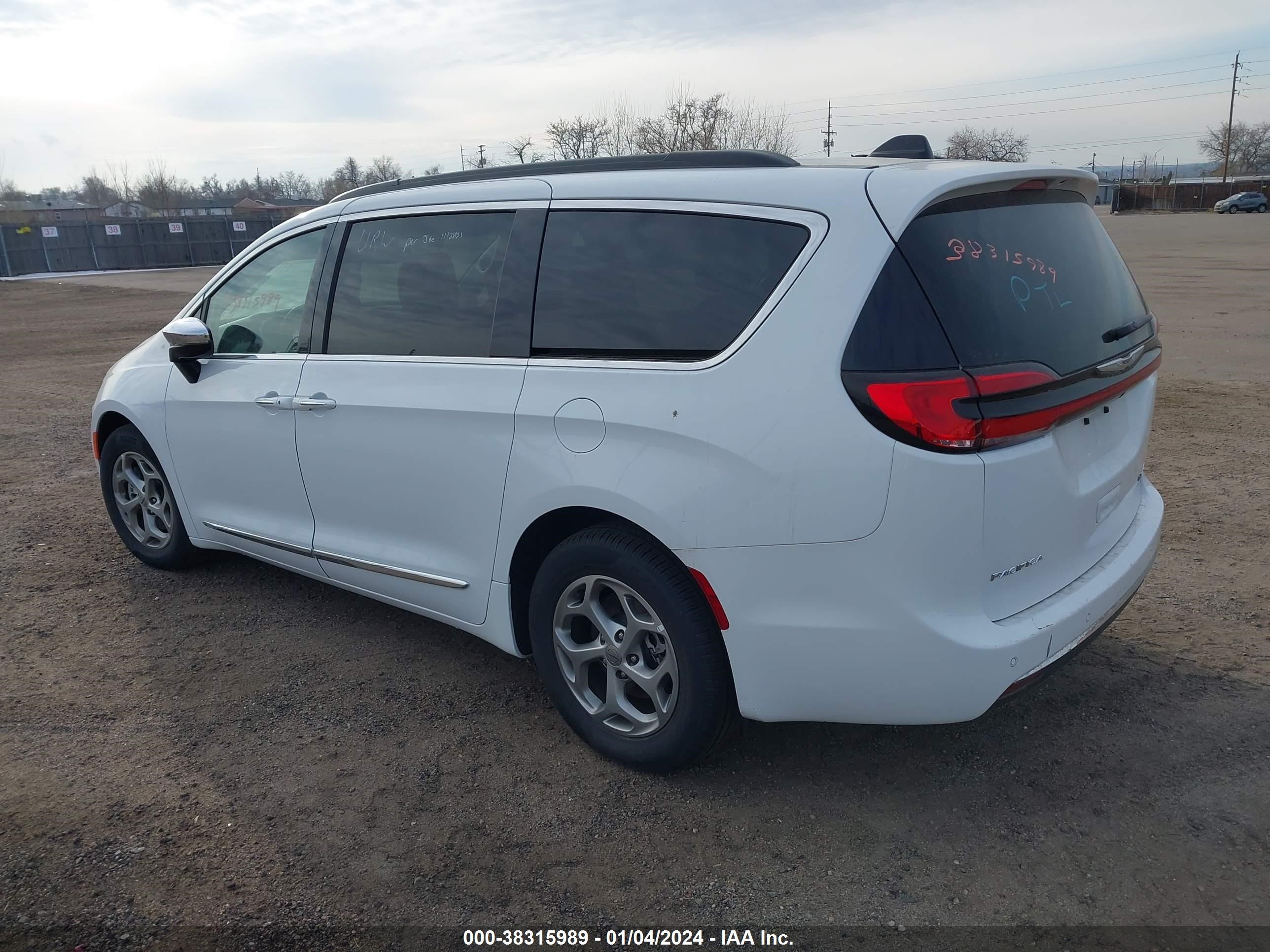 Photo 2 VIN: 2C4RC1GG7PR566146 - CHRYSLER PACIFICA 