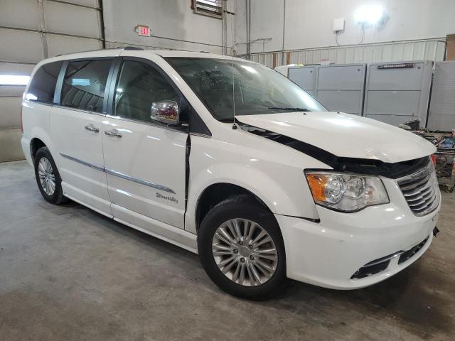 Photo 3 VIN: 2C4RC1GG8CR121263 - CHRYSLER TOWN & COU 