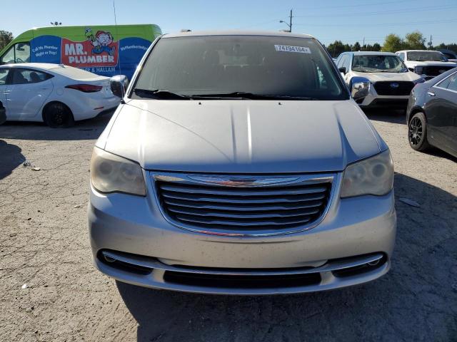 Photo 4 VIN: 2C4RC1GG8CR314951 - CHRYSLER TOWN & COU 