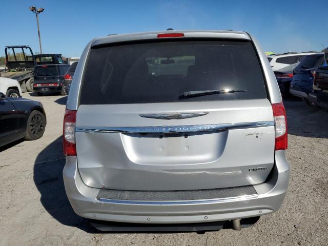 Photo 5 VIN: 2C4RC1GG8CR314951 - CHRYSLER TOWN & COU 