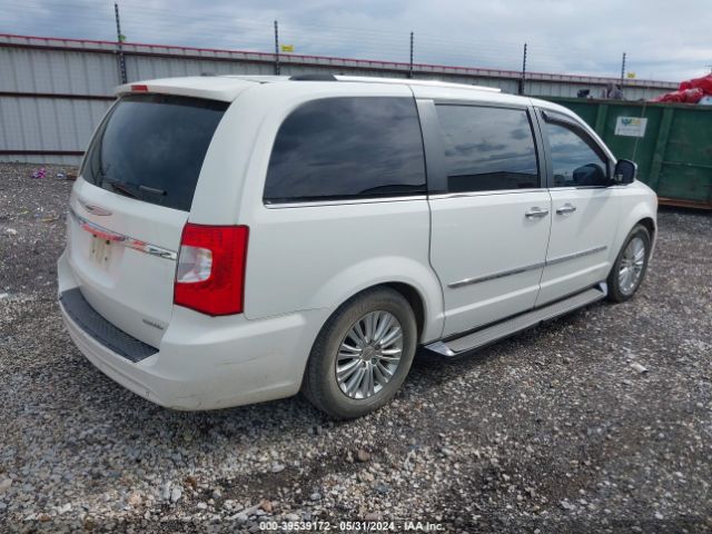 Photo 3 VIN: 2C4RC1GG8DR560254 - CHRYSLER TOWN AND COUNTRY 