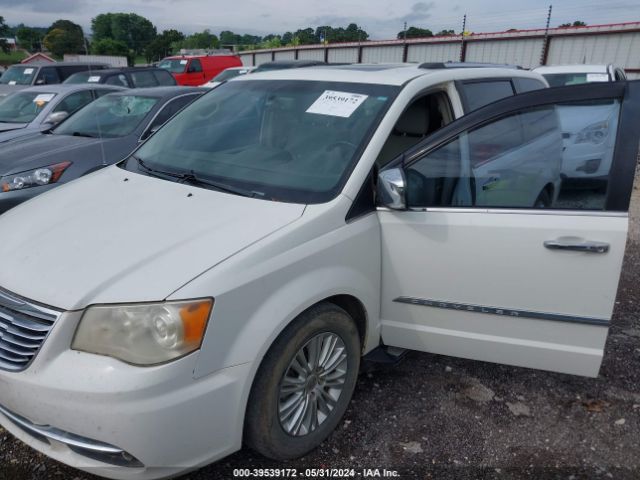 Photo 5 VIN: 2C4RC1GG8DR560254 - CHRYSLER TOWN AND COUNTRY 